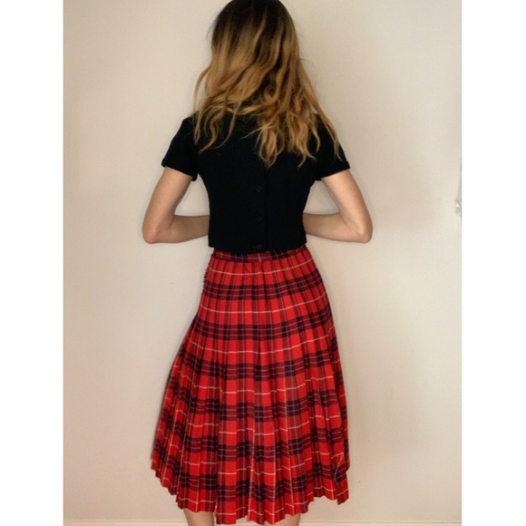 Vintage Handmade Plaid Wool Pleated Skirt - Picture 15 of 16